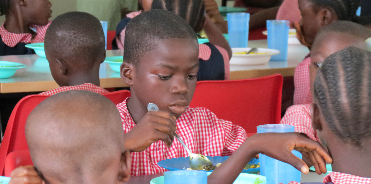healthy-meals-stronger-futures-help-liberian-students-thrive